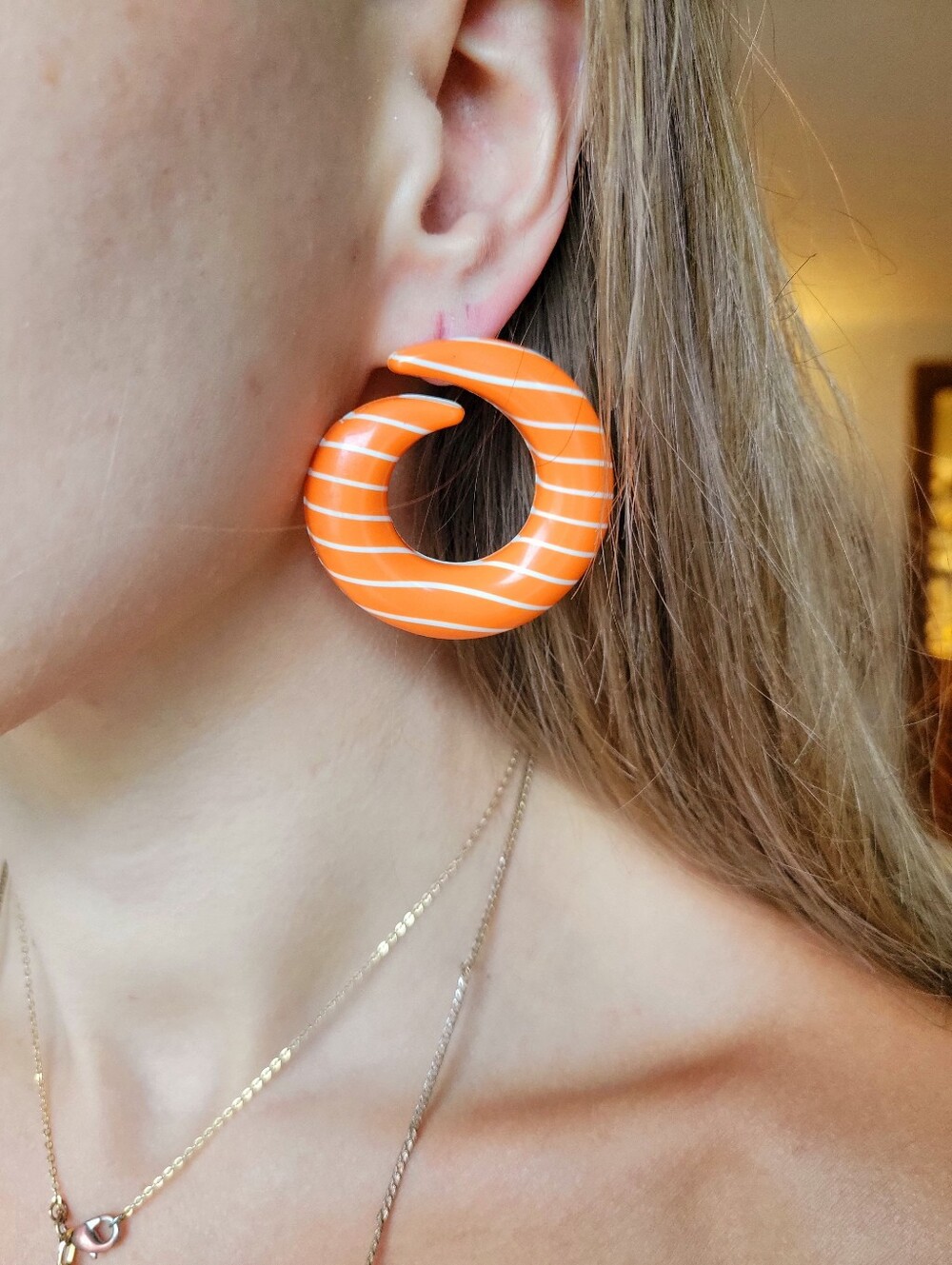 Chunky Retro Orange White Striped Swirl Hoop Statement Earrings Acrylic Post
